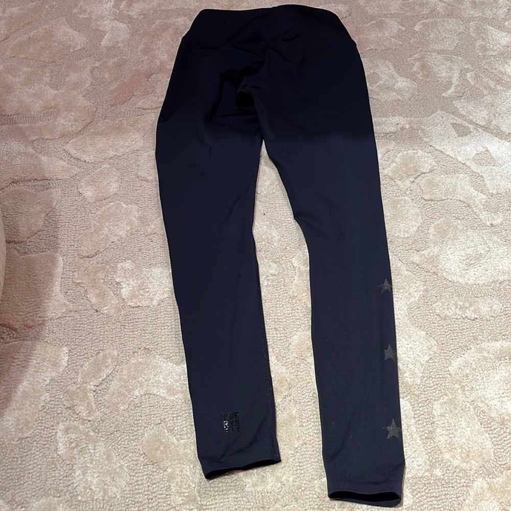 Barry’s bootcamp size small leggings